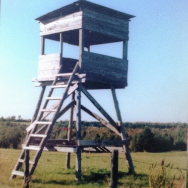 Qui ne va pas � la chasse perd sa place !